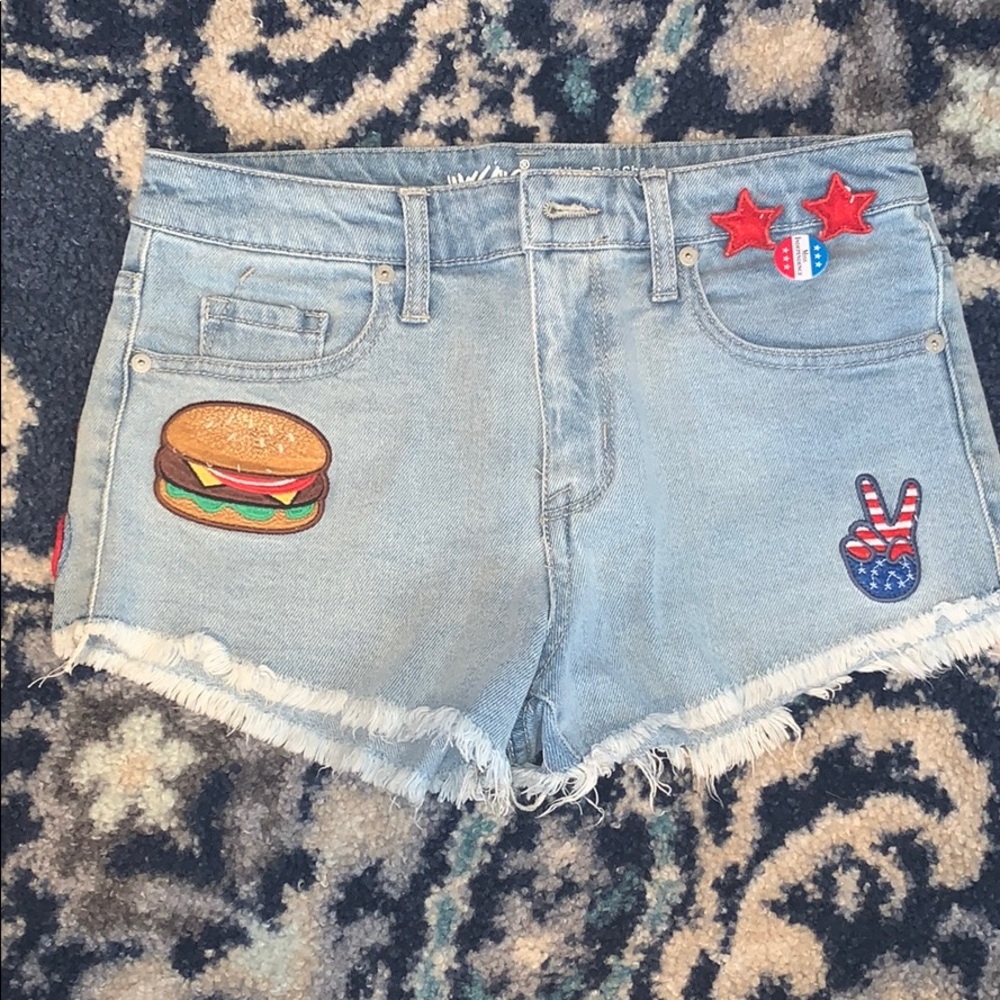 Women’s High Rise Shorts